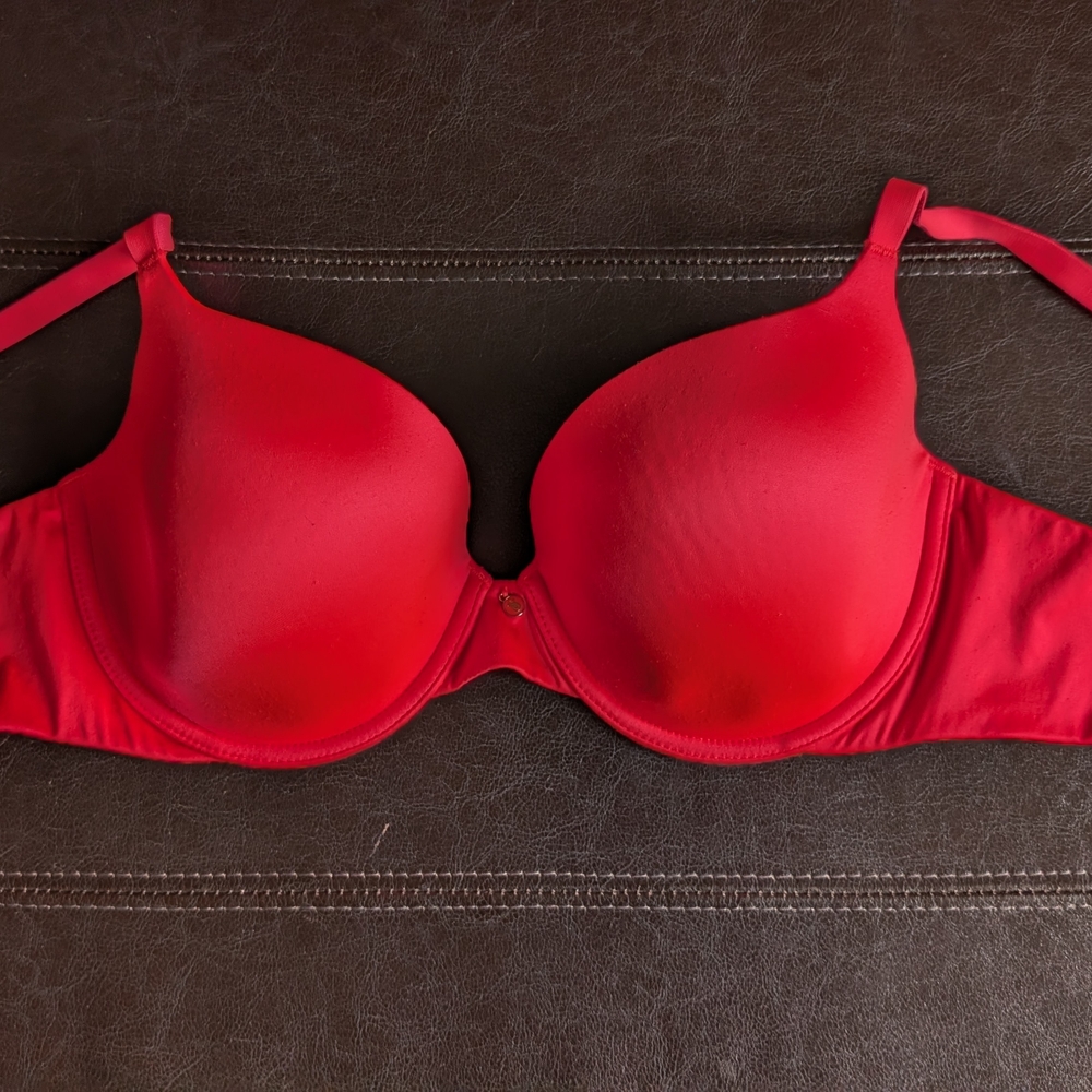 Red Women's Bra - Picture 1 of 3
